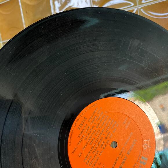 Sándor Járóka & His Renowned Gypsy Orchestra Vinyl LP B&F SGS-1035 - Picture 4 of 7